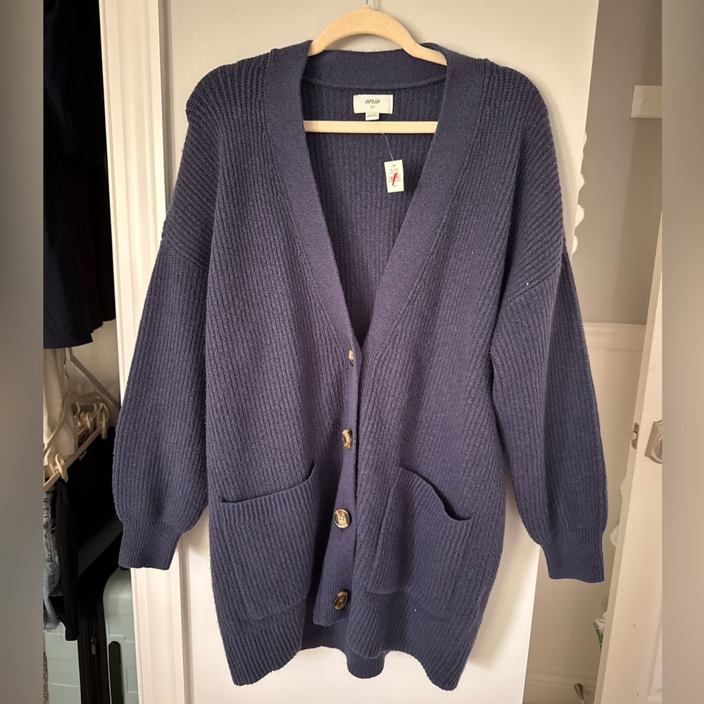 NWT: Aerie Oversized Chunky Knit Cardigan - Size Small
